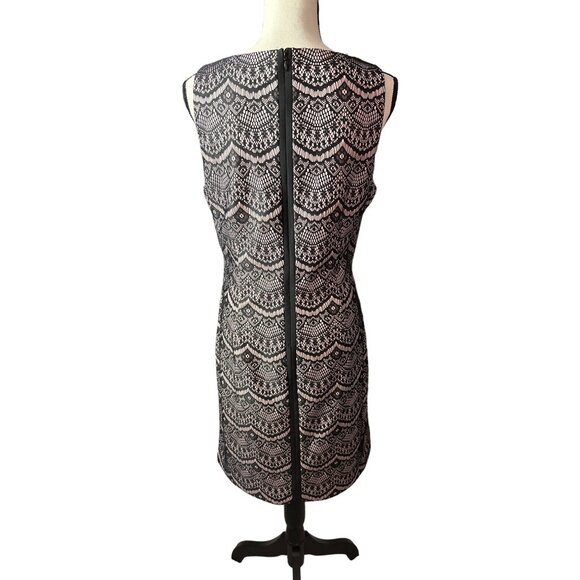 Jessica Simpson Dress Black Lace Bonded Nude Underlay Sleeveless Size 14 - Picture 4 of 7